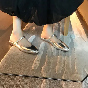 כסף אבזם רצועה שטוח נעלי בית עגול רדוד הבוהן סנדלים מעור פרדות מזדמנים נוחים נשים נעלי Sandalias Mujer