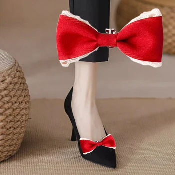 1 זוג חג המולד דקורטיביים הנעל קליפים תחרה אדומים קשת הנעל קישוט להסרה נשים אבזם הנעל על עקבים גבוהים קישוט