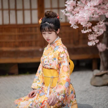 נשים קוספליי ללבוש יפן המסורתית הקיץ יאקאטה צבע צהוב אוהד מקסים אוהד טביעות קימונו תמונה ירה בגדים