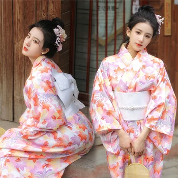 יפנית רשמית המסורתי, הקימונו נקבה סתיו אופנה חופשי קימונו שמלת וינטג ' פרחוני החלוק הבמה המפוארת ללבוש בליל כל הקדושים